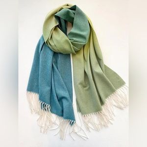 NWT, Artisan shawl, Boutique item
